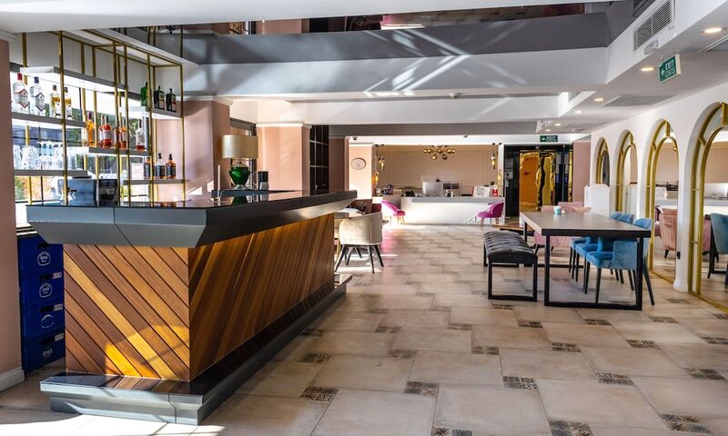 Espina Hotel