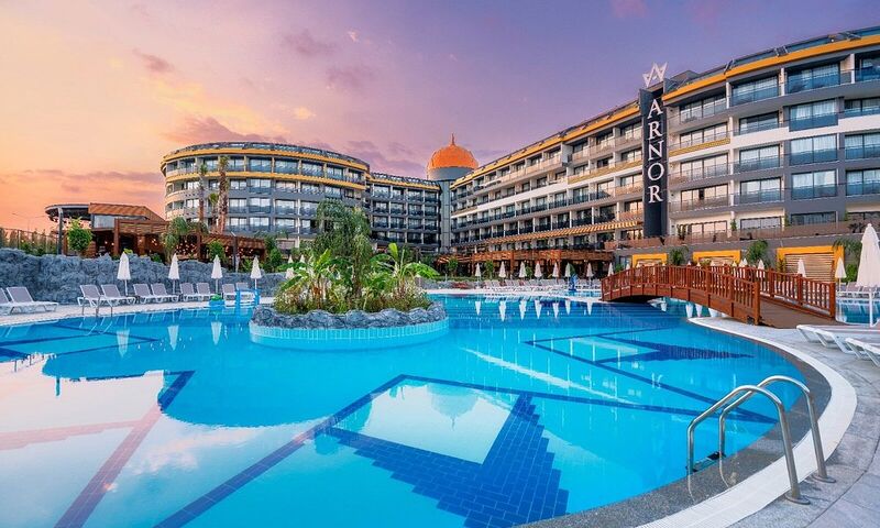 Arnor De Luxe Hotel & Spa