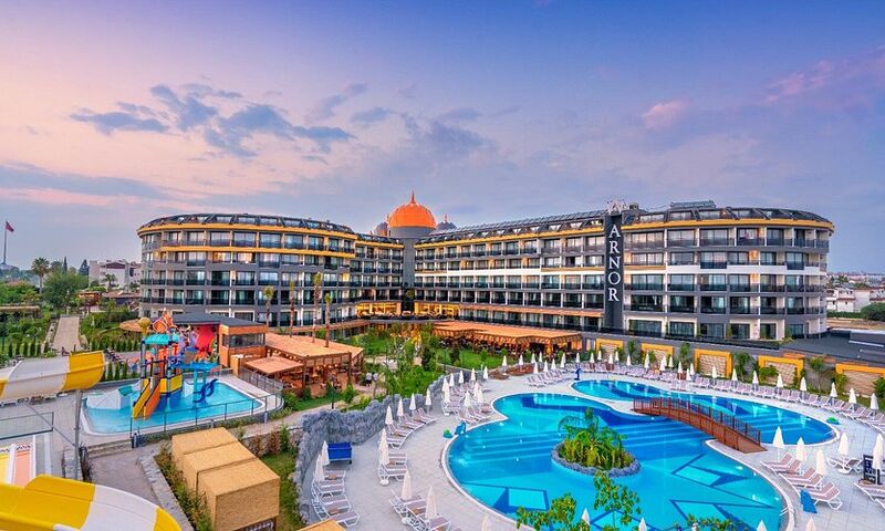 Arnor De Luxe Hotel & Spa