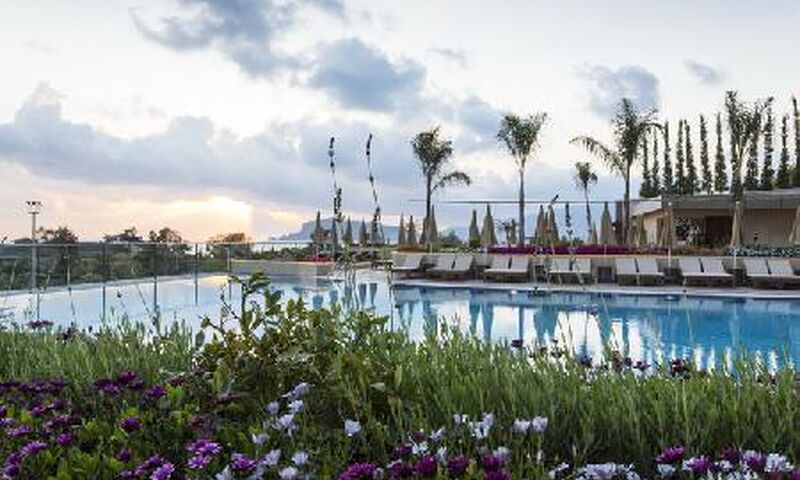 MİCHELL HOTEL & SPA (+16)