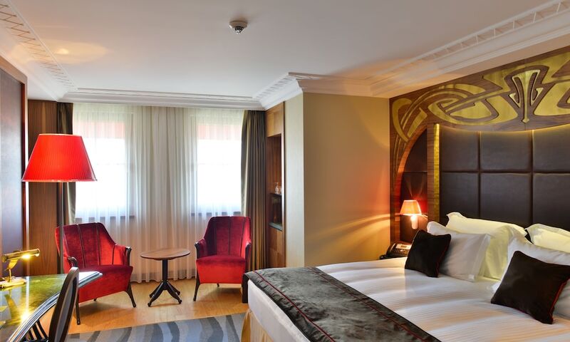 Warwick Ankara
