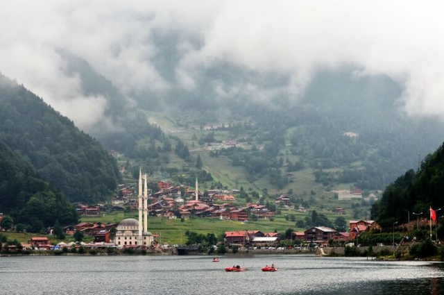 Yeşilin Her Tonuna Yolculuk Karadeniz &Batum Turu