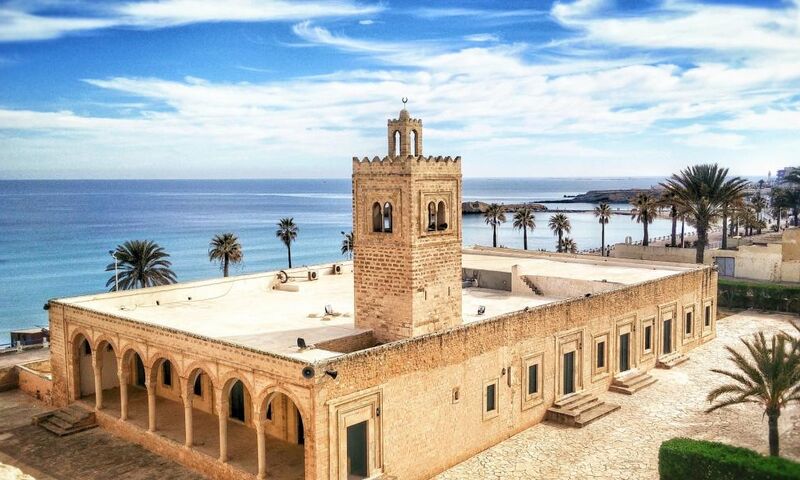 ELEGANT SAHRA ÇÖLÜ & TUNUS HAZİNELERİ TURU